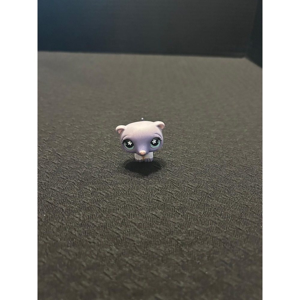 Hasbro Littlest Pet Shop LPS #482 Purple Ferret‎ Figure with Flower Eyes